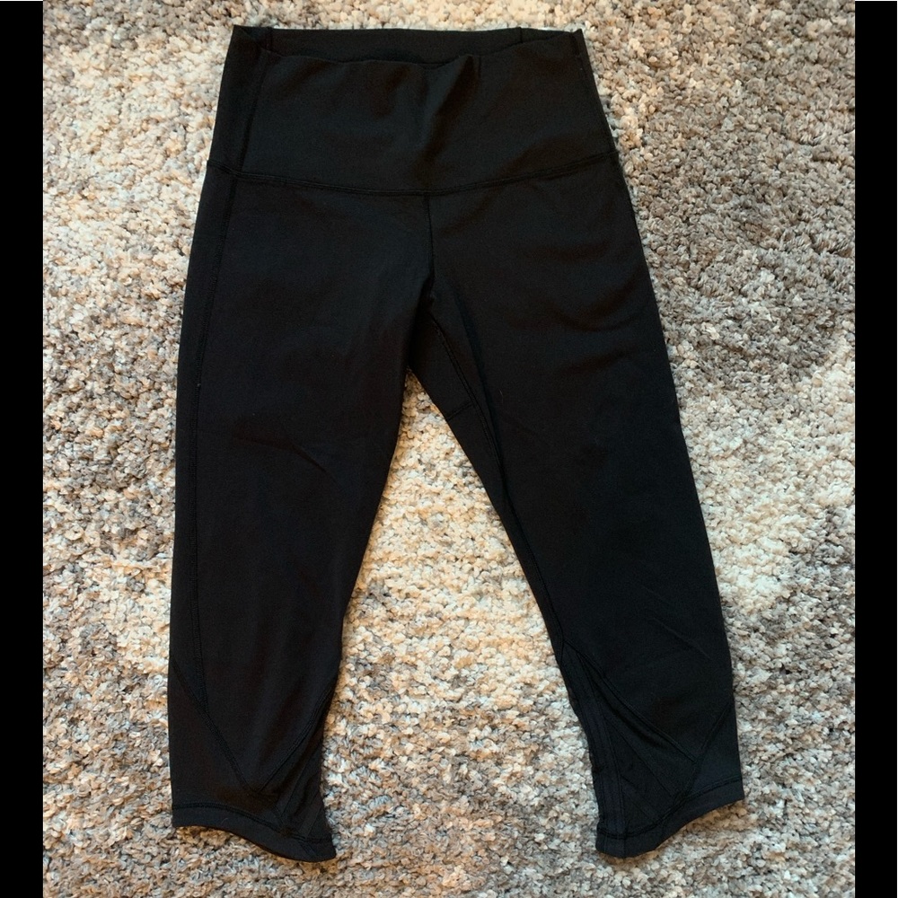 Lululemon Essential Rhythm Legging